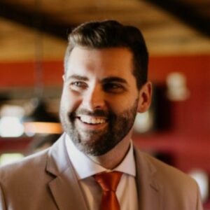 Adrianno Esnarriaga - Staff Product Manager Pipefy